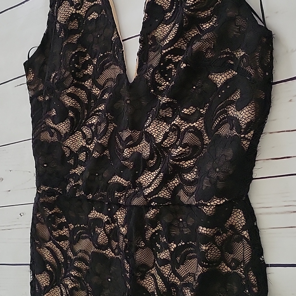 Desirea Catsuit - Picture 9 of 9